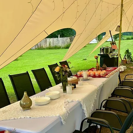 Glamping Hive