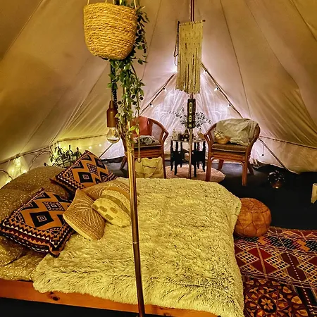 Tente de luxe Glamping Hive *