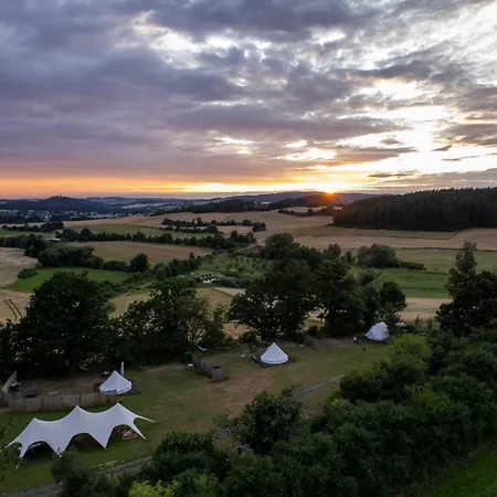Tente de luxe Glamping Hive