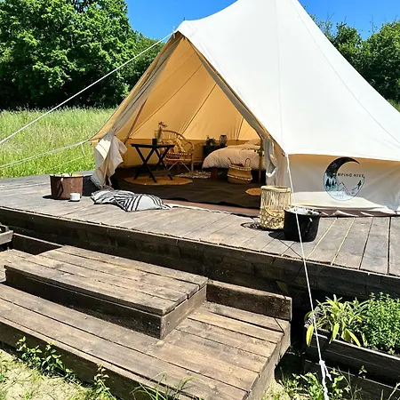 Glamping Hive Cmeliny