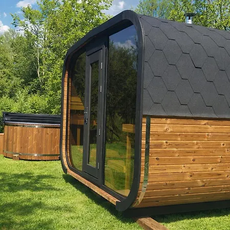 Glamping Glamping Hive Cmeliny