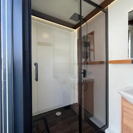 Glamping Hive Glamping Cmeliny