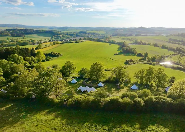 Glamping Hive Cmeliny
