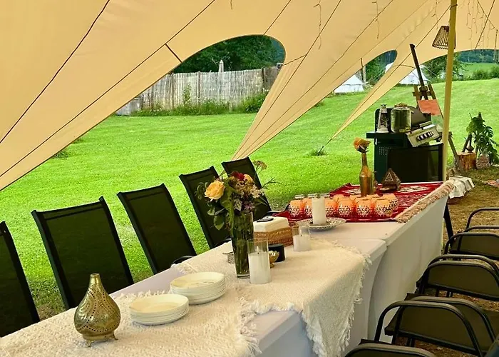 Glamping Hive
