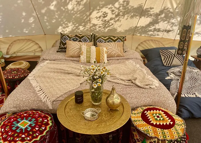 Glamping Hive * Cmeliny