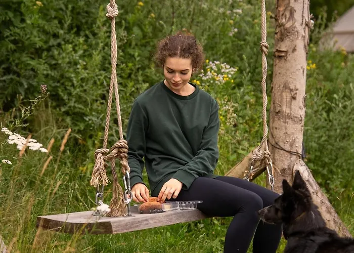 Luxury tent Glamping Hive
