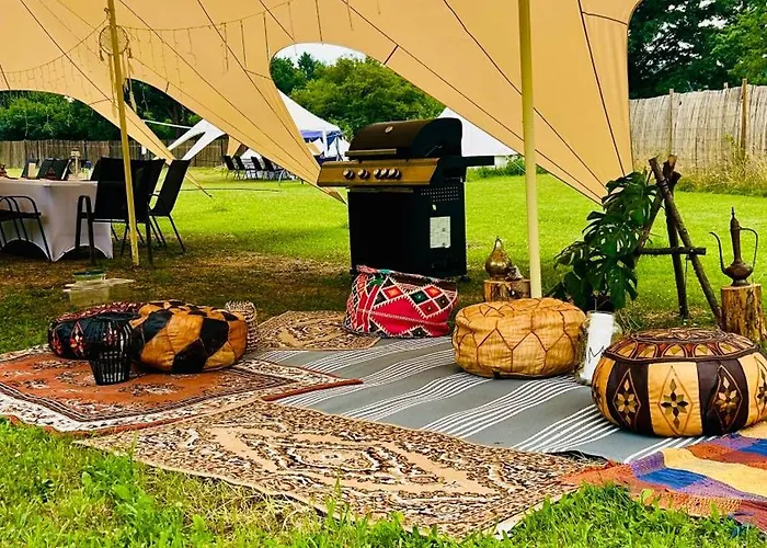 Glamping Hive