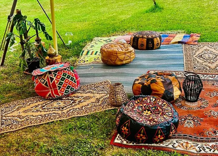 Glamping Hive * Cmeliny