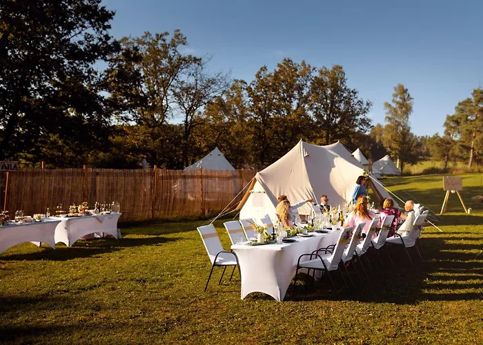 Glamping Hive * Cmeliny